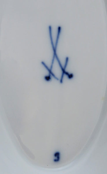Meissen Crossed Swords Blue Onion Double Spout Gravy Sauce Boat Tureen w/ Plate