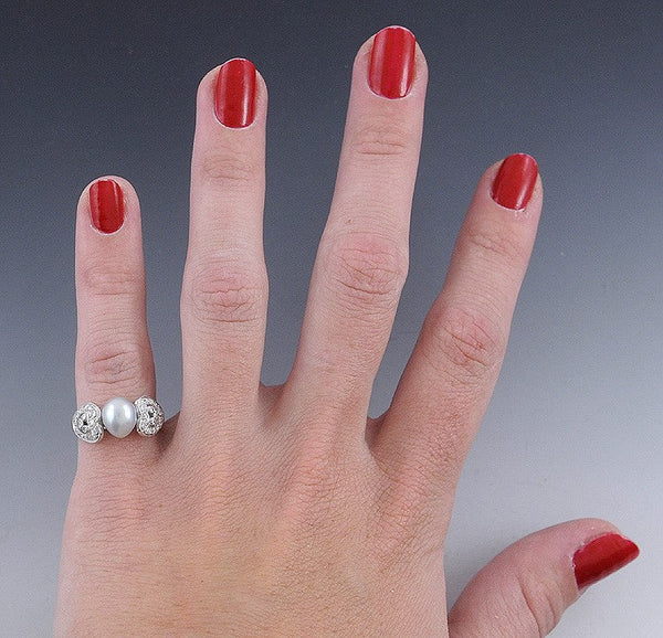 Stunning 14K White Gold Baroque Pearl & Diamond Ring Size 6