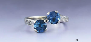 Gorgeous 18k White Gold London Blue 2ct Topaz & Diamond Ring sz 8 1/2