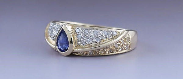Stunning 14k Yellow Gold Sapphire & ~.36ct Diamond Ring Size 5.25