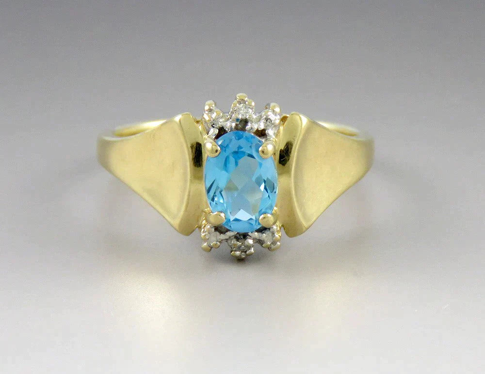 Wonderful Quality 10K Yellow Gold Blue Topaz Diamond Gemstone Ring