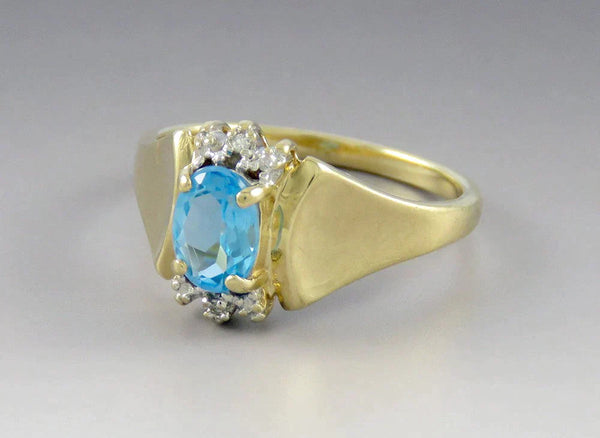 Wonderful Quality 10K Yellow Gold Blue Topaz Diamond Gemstone Ring