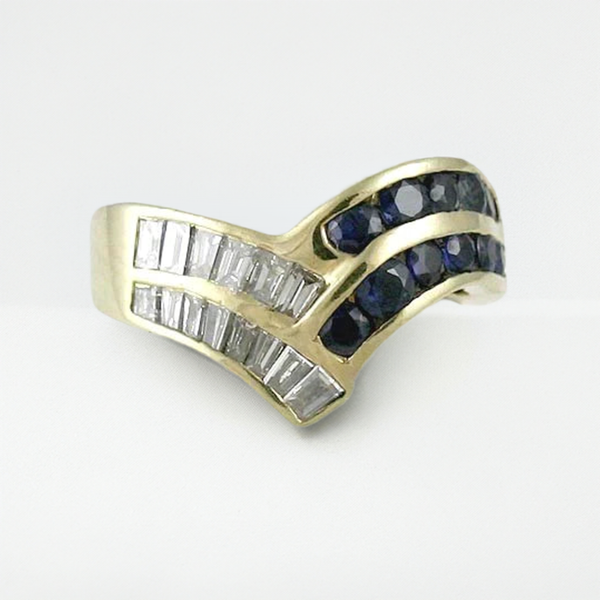 Stunning 14K Yellow Gold Sapphire & VS Diamond Ring Size 6.5