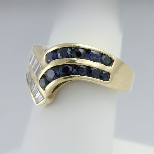 Stunning 14K Yellow Gold Sapphire & VS Diamond Ring Size 6.5