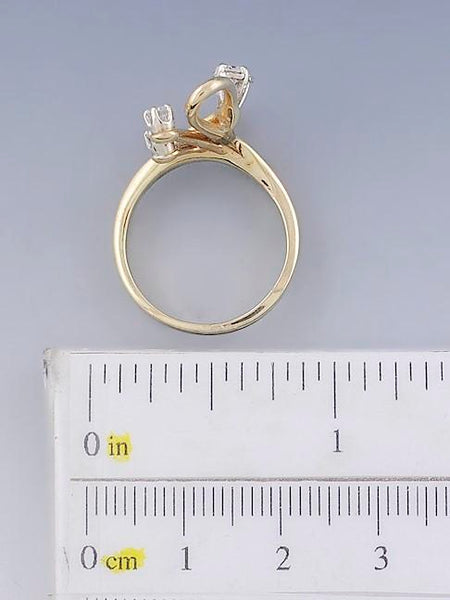 Elegant 14K Gold & Diamond Bow/Ribbon Design Ring Size 6.25