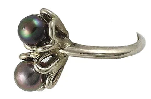 Iridescent 14K White Gold Peacock Black Pearl Ring Size 5.75 by Brogan