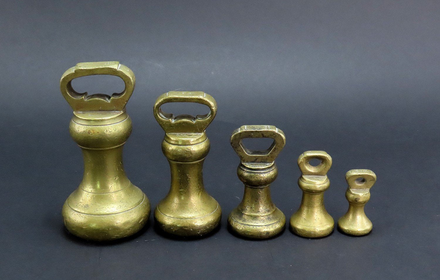 Great Assembled Set of 5 Antique Victorian Brass Weights 4lb Through 4oz