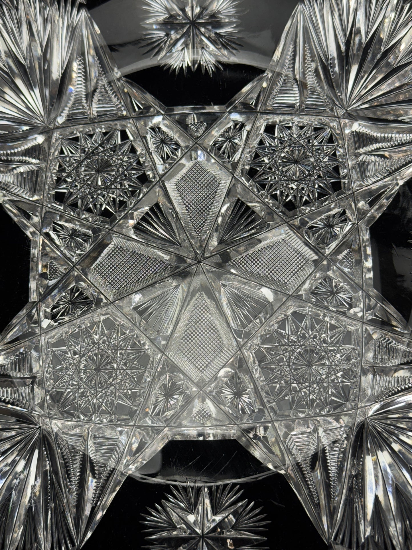 Brilliant Cut Glass Dish circa 1890 10-inch Diameter
