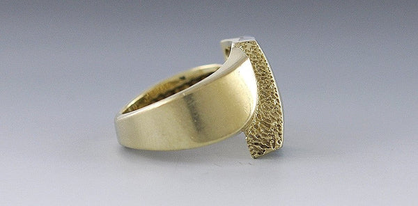 Nice Modern 14K Yellow Gold & Opal Ring Size 2.75