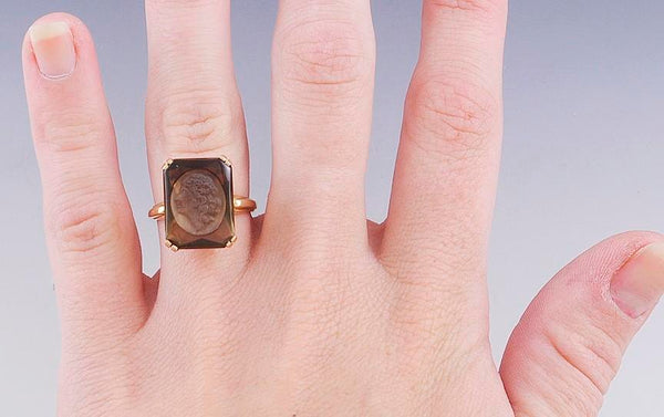 Church Co. 14k Yellow Gold Carved Cameo Smoky Quartz Signet Ring Size 6.75