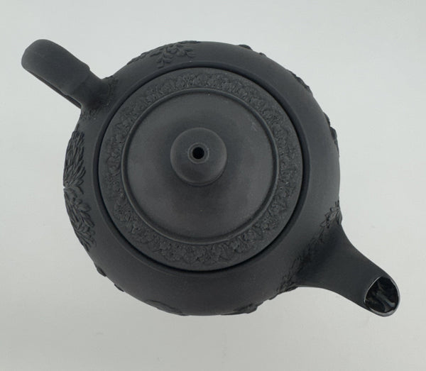 1920s Wedgwood Black Basalt Porcelain Teapot Classical Decoration