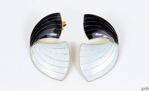Retro 24k Gold Wash Sterling Silver White Black Enamel Cloisonné Shashi Earrings