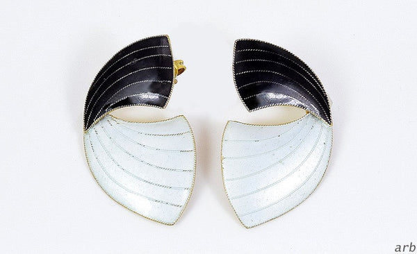Retro 24k Gold Wash Sterling Silver White Black Enamel Cloisonné Shashi Earrings