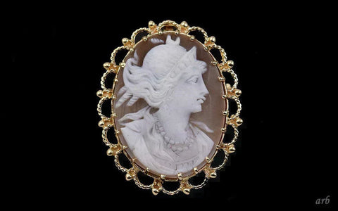 20th Century 14k Yellow Gold Carved Shell Cameo Pin/Pendant Diana Goddess