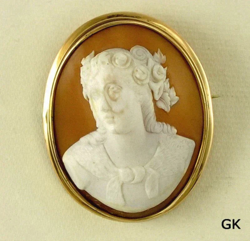 Antique Victorian Genuine Carved Cameo 14K Yellow Gold Frame High Relief