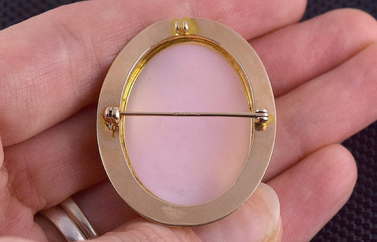 Neat Antique Greco-Roman 10k Yellow Gold and Hand Carved Cameo Pin Goddess Diana