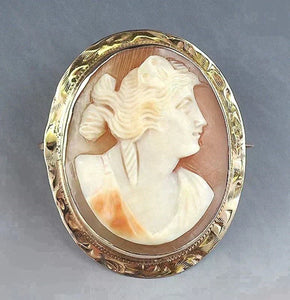 Nice Antique 10k Yellow Gold Pendant or Pin w/ Creamy White Female Cameo