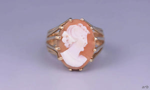 Lovely Old Fashioned 14k Yellow Gold Ring w/ Pretty Carved Cameo of a Woman