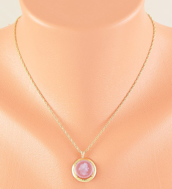 Elegant 14k Yellow Gold Carved Hardstone Cameo Pendant Necklace