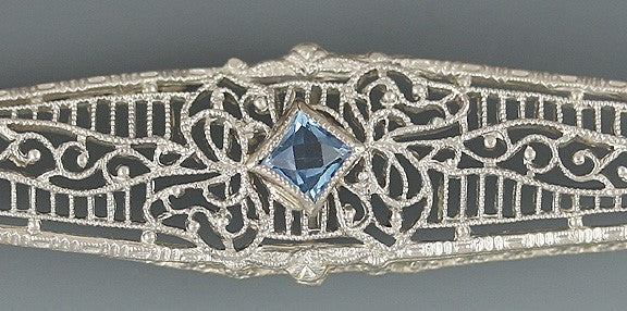 Antique 14k White Gold c1910 Blue Topaz Filigree Bar Pin Brooch