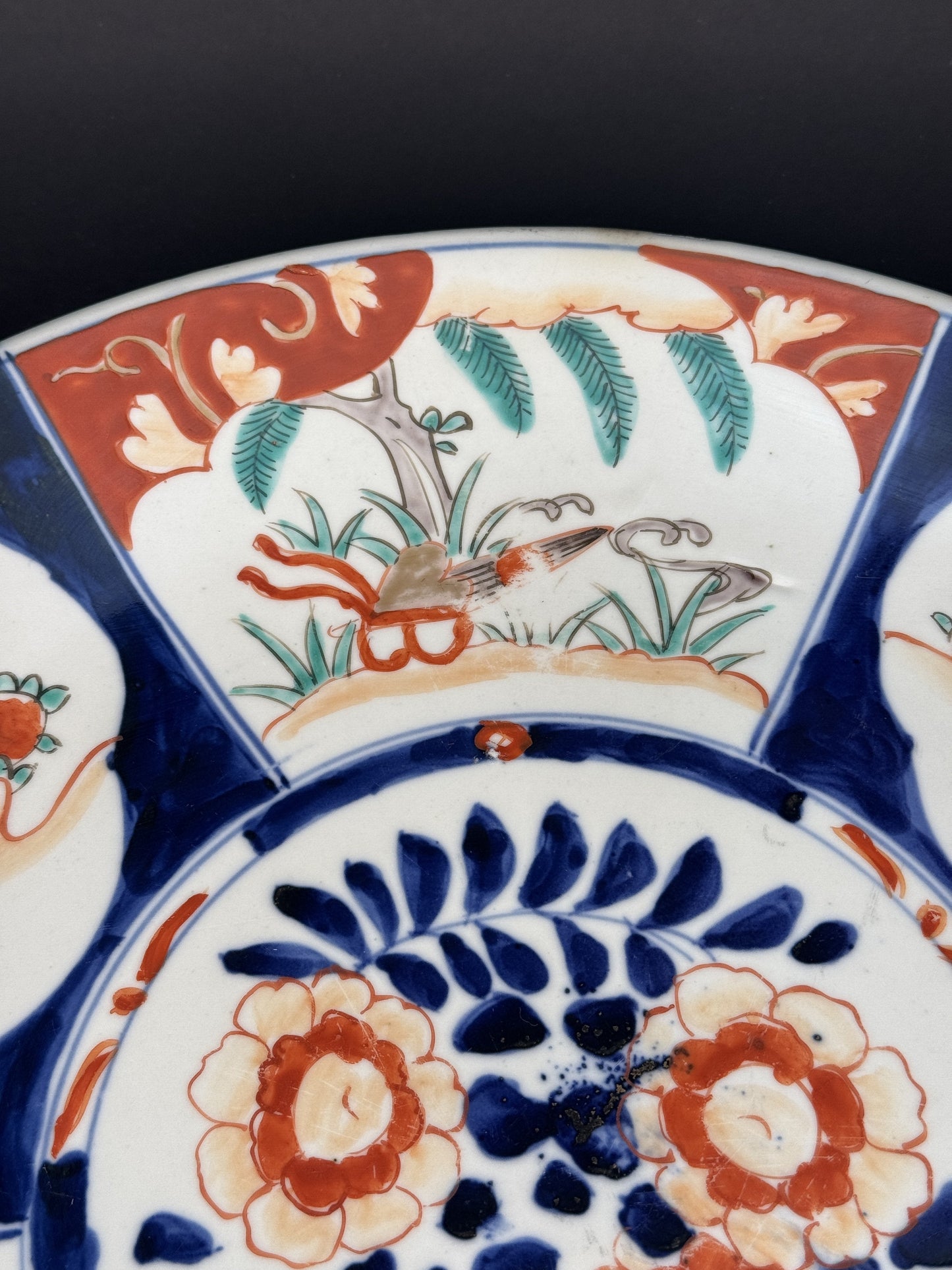 Lovely mid 1800s Japanese Imari Porcelain Six Panel 15.75" Round Plate Charger
