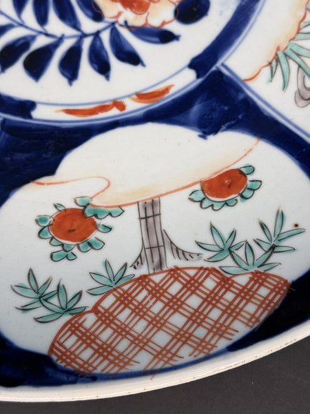 Lovely mid 1800s Japanese Imari Porcelain Six Panel 15.75" Round Plate Charger