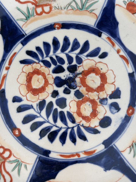 Lovely mid 1800s Japanese Imari Porcelain Six Panel 15.75" Round Plate Charger