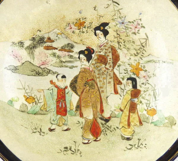 Antique Meiji Japanese Geisha Satsuma Pottery Porcelain Hand Painted Bowl/Dish