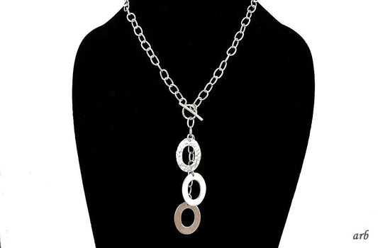 Stylish Sterling Silver Chain Mexico Necklace with 3 Large Open Circle Pendant