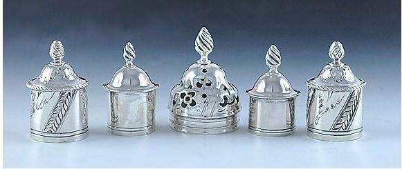 NICE 1768 ENGLISH SILVER & GLASS CONDIMENT SET
