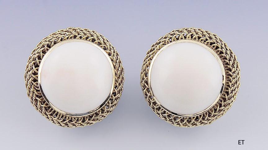 Lovely Pair Italian 18k Gold & Angelskin Coral Cabochon Dome Clipback Earrings