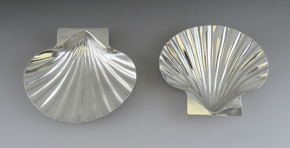 1743 English Georgian Sterling Silver Shell Dishes Thomas England, London