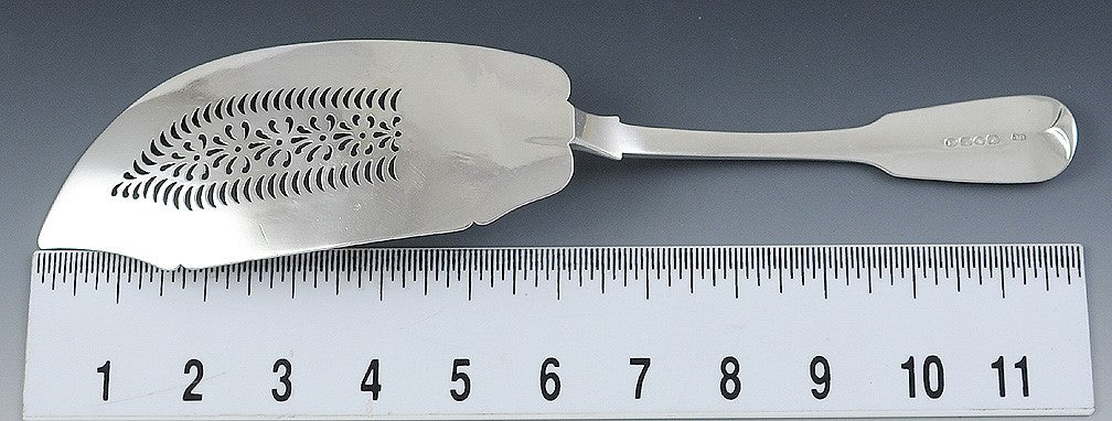 Antique 1823 English Fiddle Sterling Silver Lion Cross Crest Fish Server 12"