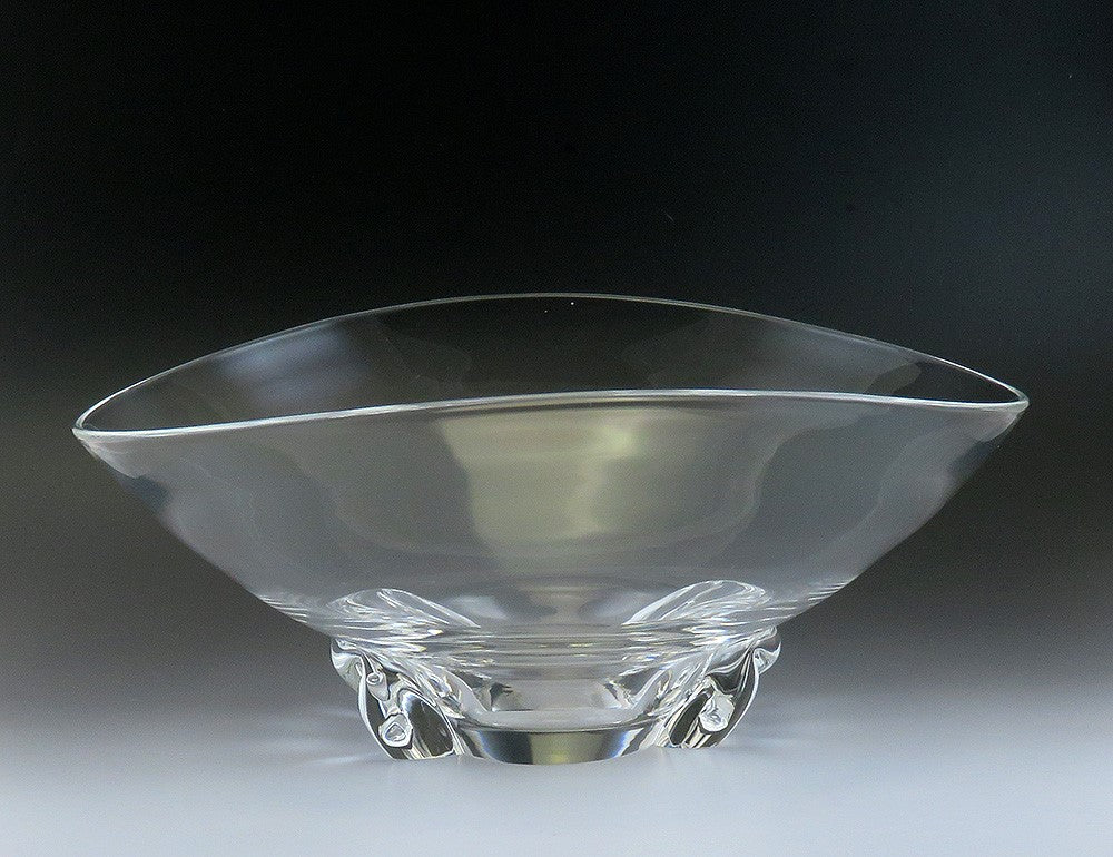 Steuben Modernist Art Glass Fruit Centerpiece Basket Shaped Bowl 10X11.5"