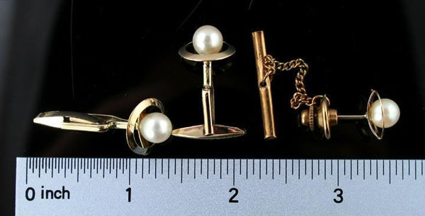 Handsome Quality 14k Yellow Gold Pearl Cufflinks & Tie Pin