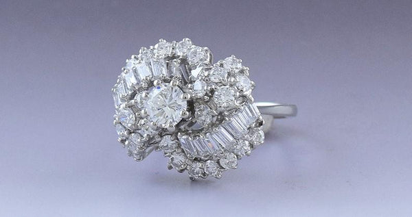 Dazzling 18k White Gold & ~2.09ct-~2.35ct Diamond Ring