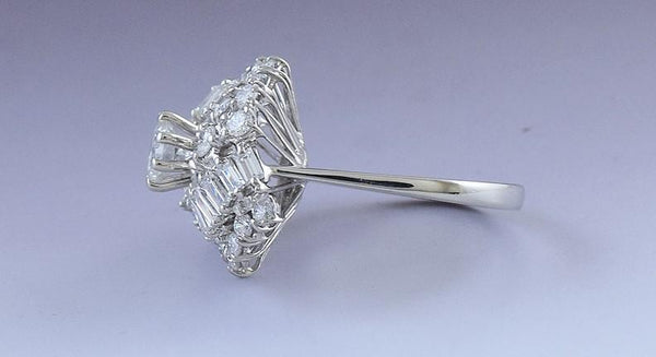 Dazzling 18k White Gold & ~2.09ct-~2.35ct Diamond Ring