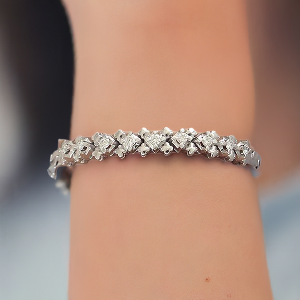 18k White Gold Bracelet With VVS Diamonds ~.70ct tdw