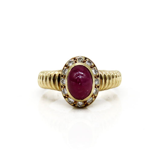 Elegant 14k Yellow Gold Ruby Cabochon Diamond Halo Ribbed Ring