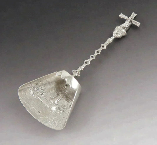 Antique 1907 Dutch Silver Pastural Scene Moving Windmill Tea Scoop Spoon