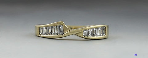 High Grade 14k Yellow Gold VVS Emerald Cut Diamond Ring