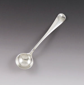 1928 English Queen Anne Style Sterling Silver Rattail Master Salt Spoon NO MONO