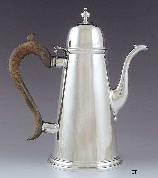 Vintage 1974 Wonderful English Sterling Silver Lighthouse 1700s Style Teapot