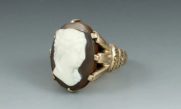19th Century Victorian 14K Rose Gold 7 Sardonyx Cameo Ring of a Young Woman