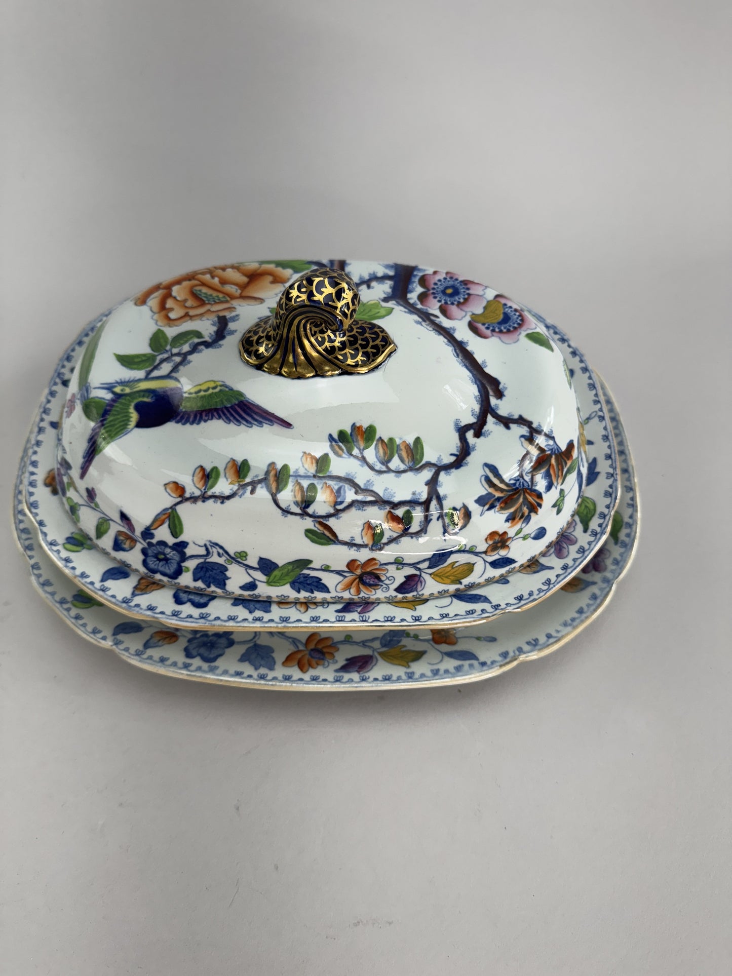Davenport Stone China Flying Bird Pattern Covered Entree c1810