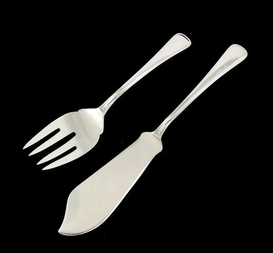 Fine Quality Italian Sterling Silver Buccellati Old Italian Fork Knife Fish Set