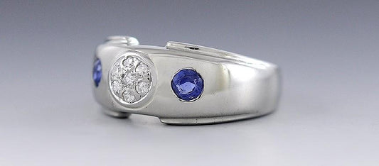Beautiful c1950s-60s 14K White Gold, Diamond & Sapphire Ring Size 5.5