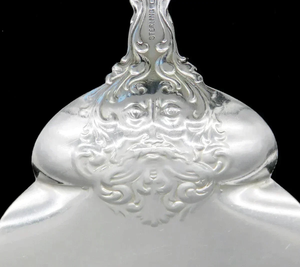 Antique Dominick Haff Renaissance pattern Sterling Silver Tomato Server