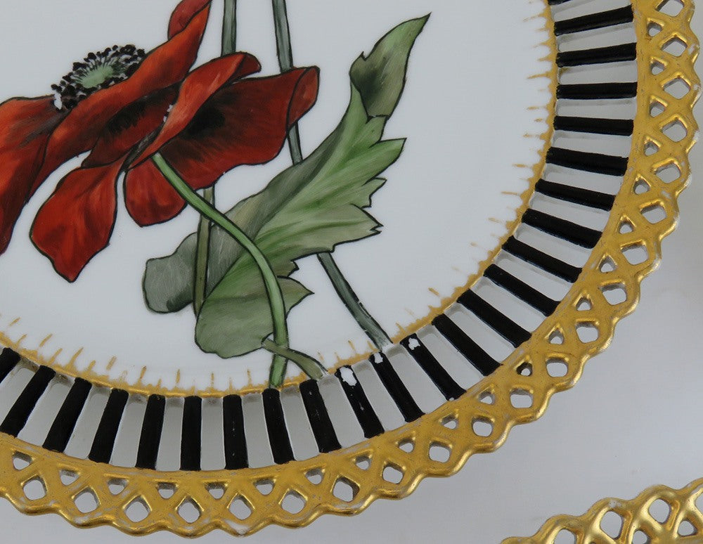 Elegant set 5 Antique Hand Painted Floral Reticulated Gilt 9" Plates