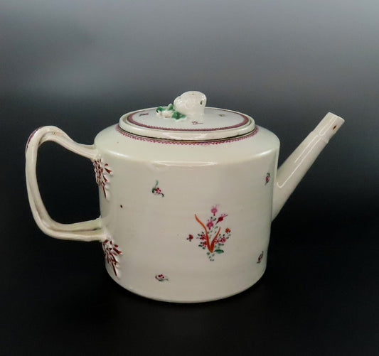 Lovely Chinese Export Porcelain Tea Pot Hand Painted Delicate Flowers c1800